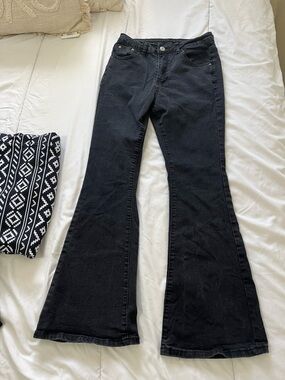 SHEIN Black Flared High-Rise Jeans